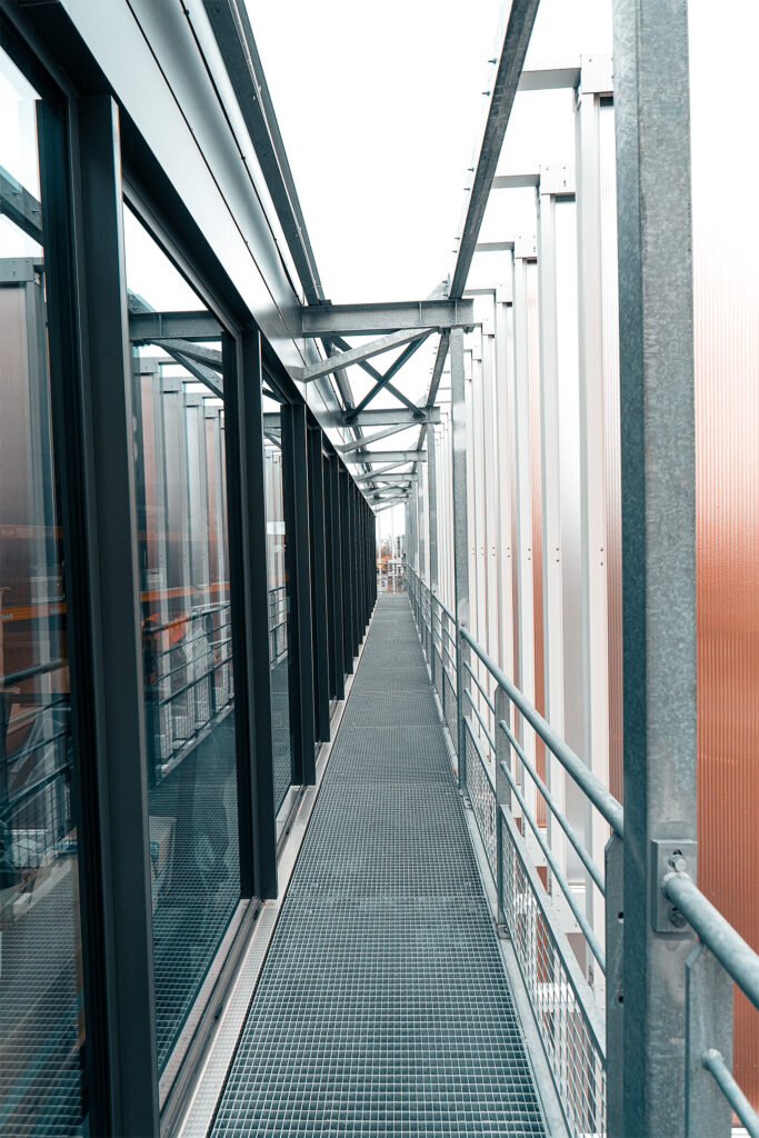 serrurerie securite passerelle technique garde corps acier la rose des vents