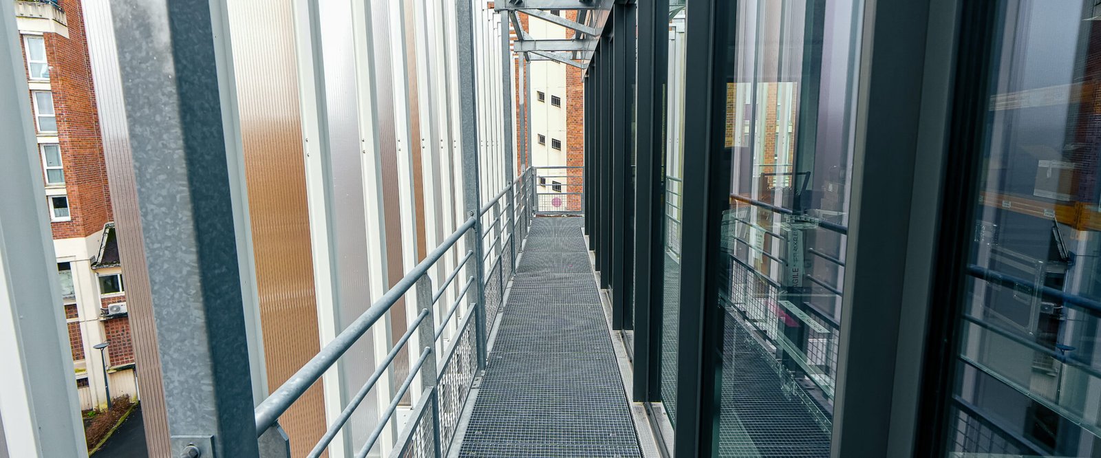 serrurerie securite passerelle technique garde corps acier la rose des vents