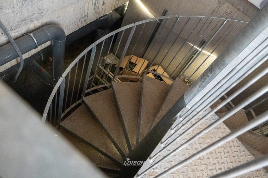 escalier serrurerie securite passerelle technique garde corps acier piscine francois menard
